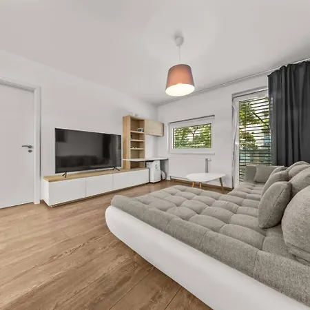 Appartement Ac 2 Apartment, Old City, Blumentalska *