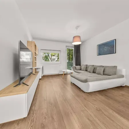 Ac 2 Apartment, Old City, Blumentalska Μπρατισλάβα
