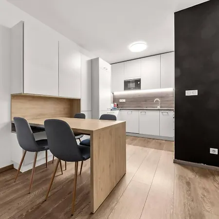 Διαμέρισμα Ac 2 Apartment, Old City, Blumentalska