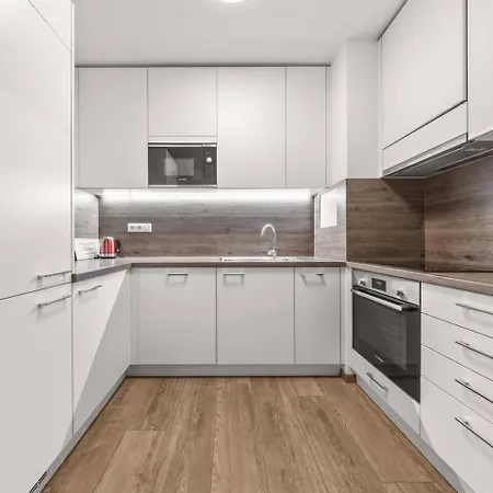 Ac 2 Apartment, Old City, Blumentalska