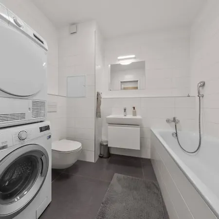 Ac 2 Apartment, Old City, Blumentalska *